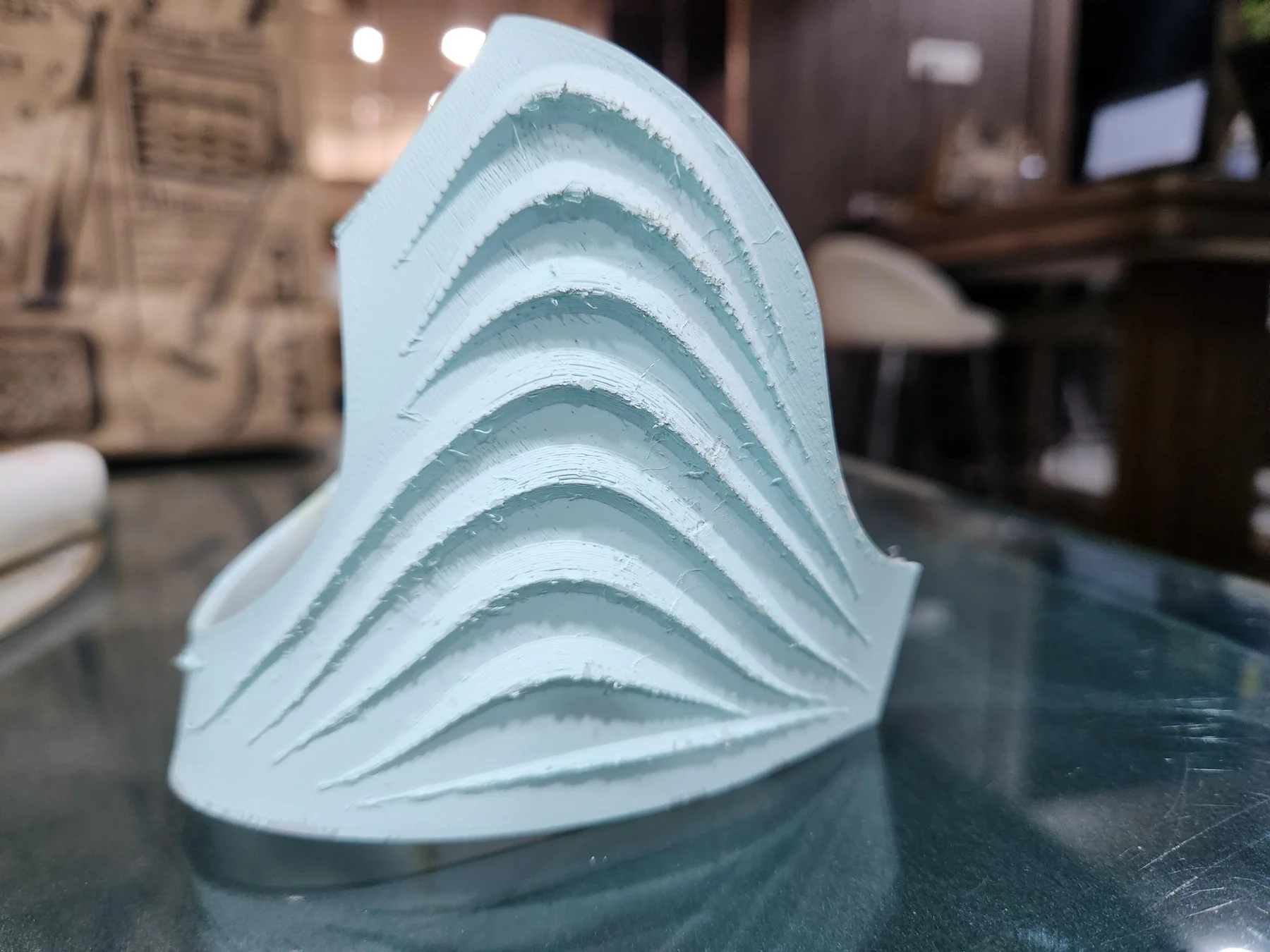Close-up of the early wavy back-of-hand surface